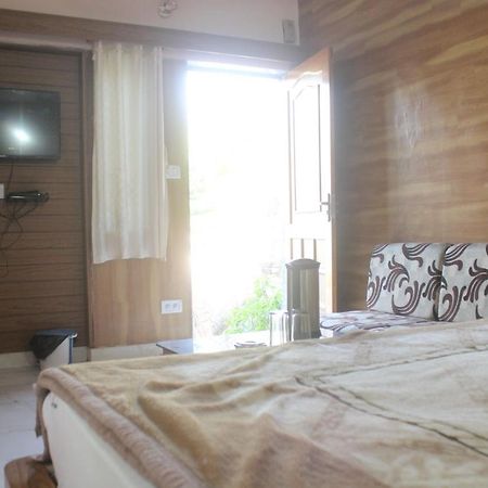 Cozy Room On Neelkanth Road Mount Abu Bagian luar foto