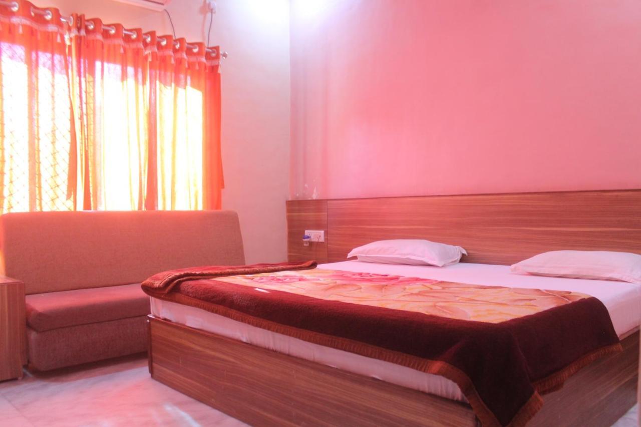 Cozy Room On Neelkanth Road Mount Abu Bagian luar foto